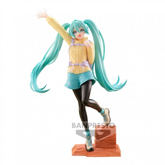 Vocaloid / Character Vocal Series 01 - Holiday Memories Figure Collection Hatsune Miku Mountain Climbing Ver. 20cm