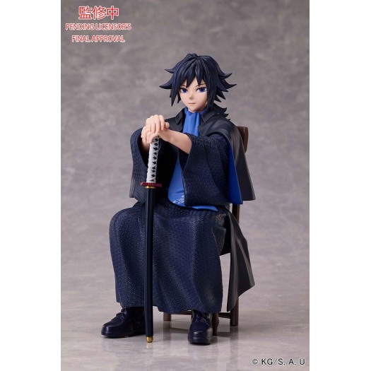 Demon Slayer: Kimetsu no Yaiba - Tomioka Giyu 16cm Exclusive